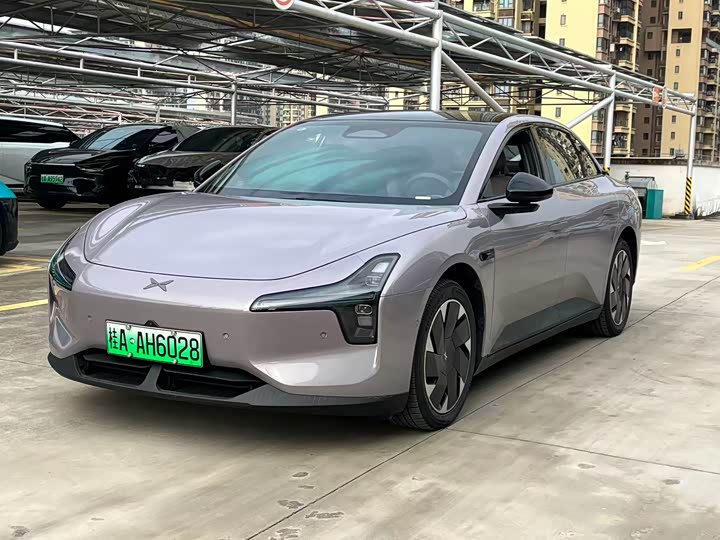 Фото 1 - XPeng Mona M03