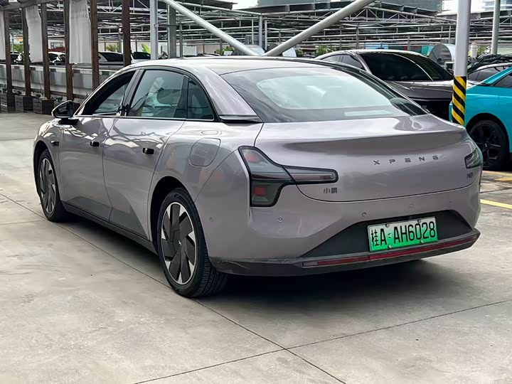 Фото 9 - XPeng Mona M03