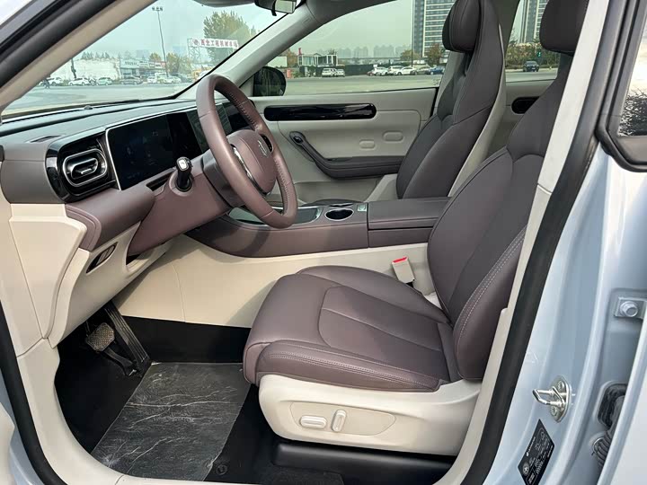 Фото 6 - Leapmotor C11