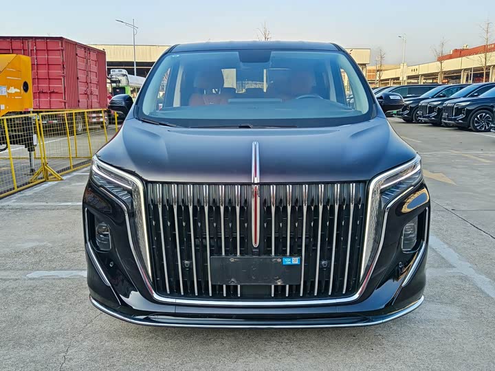 Фото 2 - Hongqi HQ9 Hybrid