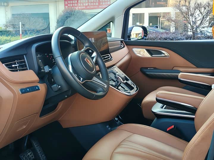 Фото 4 - Hongqi HQ9 Hybrid