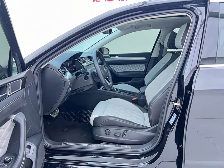 Фото 7 - Volkswagen Magotan