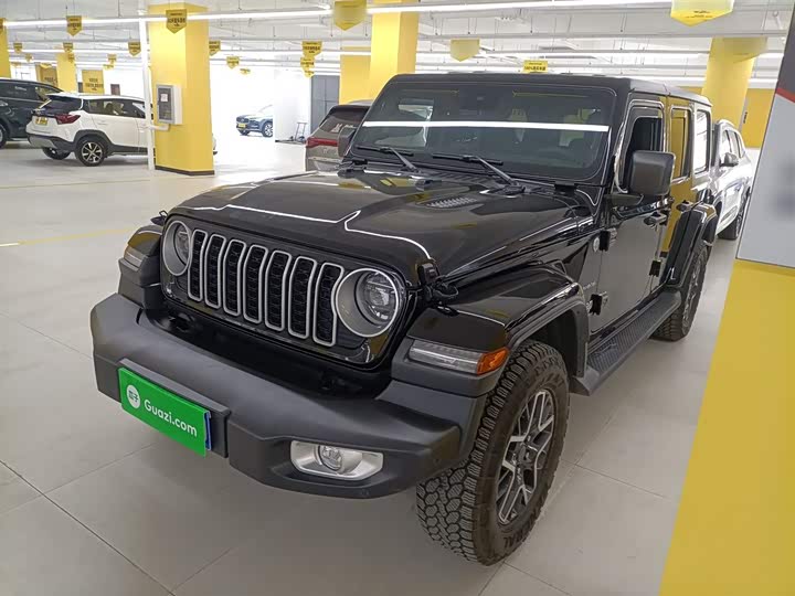 Фото 2 - Jeep Wrangler