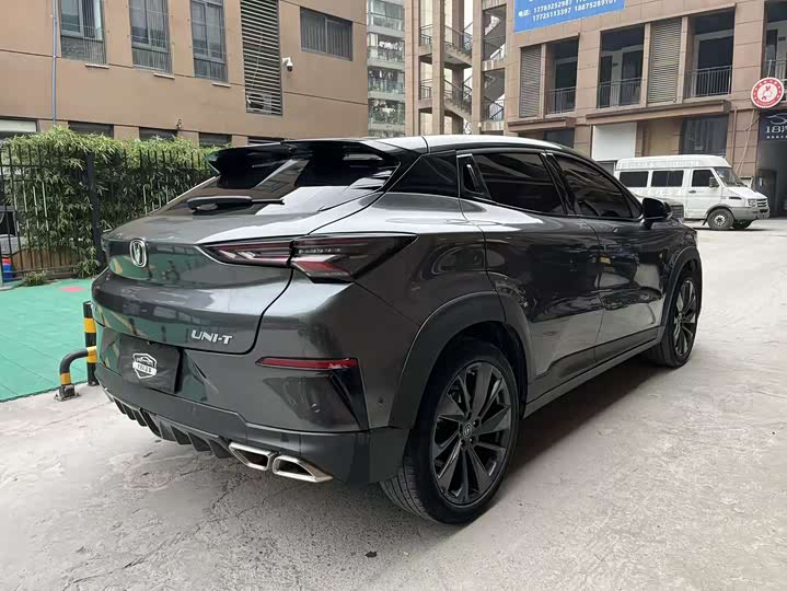 Фото 4 - Changan UNI-T