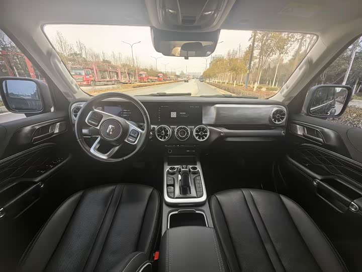 Фото 5 - Tank 300