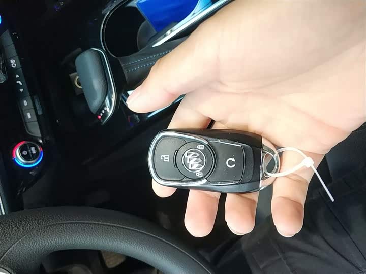 Фото 9 - Buick Velite 6