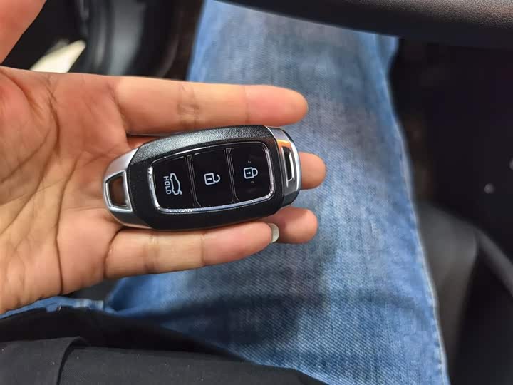 Фото 9 - Hyundai Elantra N line