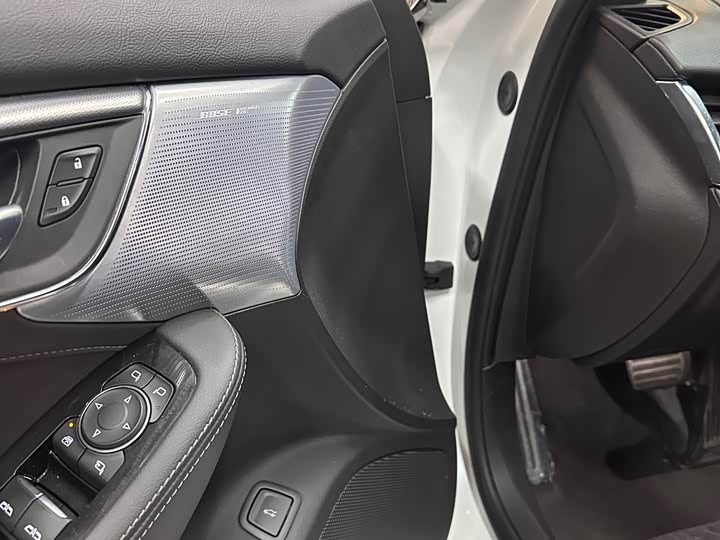 Фото 4 - Cadillac CT5