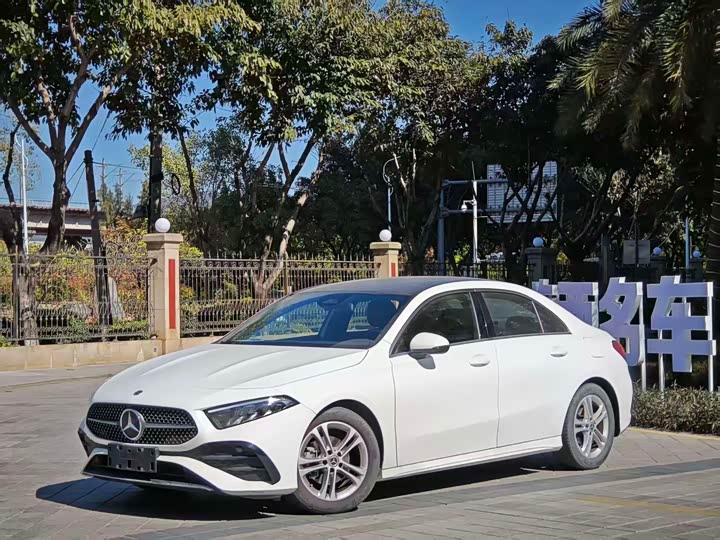 Фото 1 - Mercedes-Benz A-Class