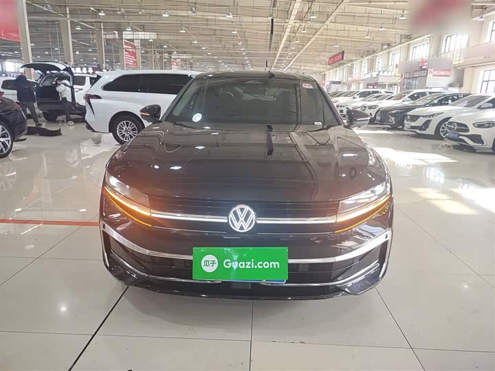 Фото 3 - Volkswagen Magotan