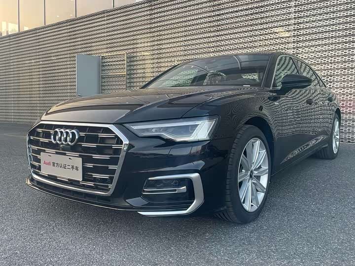 Фото 3 - Audi A6L