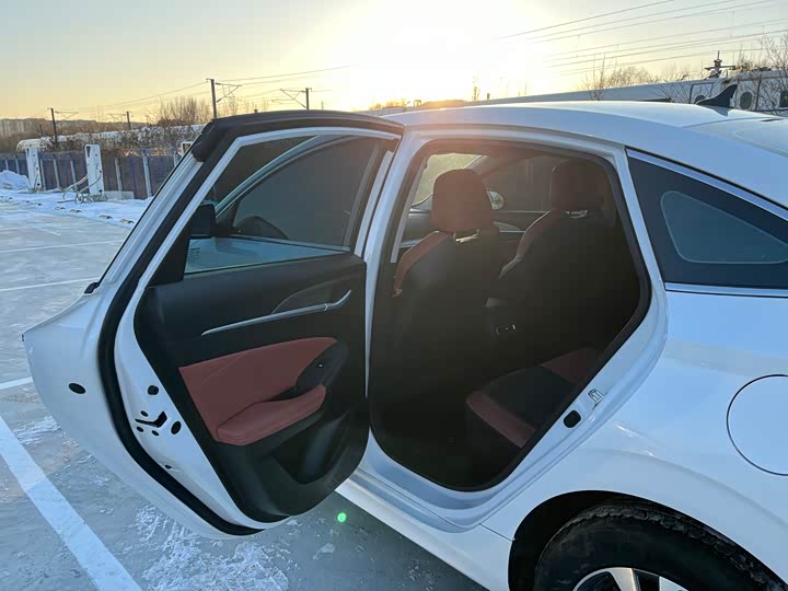 Фото 8 - Changan Eado Plus