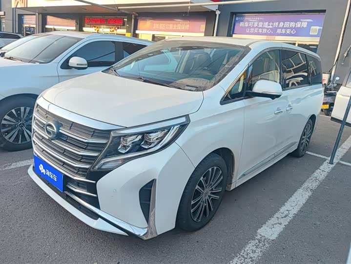 Фото 1 - GAC Trumpchi M8