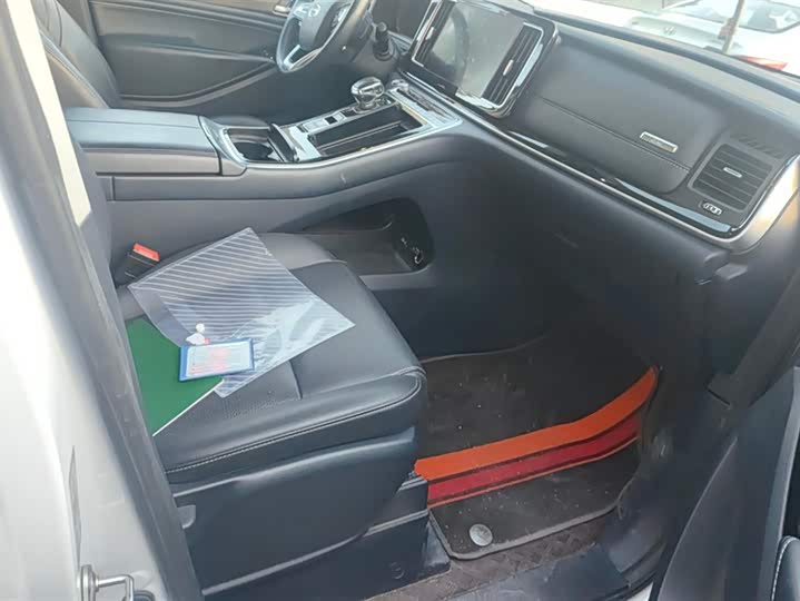 Фото 8 - GAC Trumpchi M8