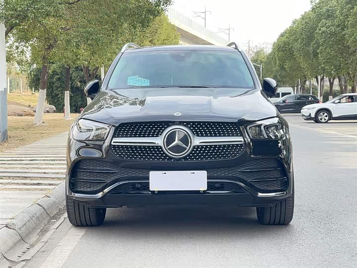 Фото 3 - Mercedes-Benz GLE-Class