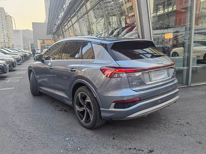 Фото 7 - Audi Q4 e-tron