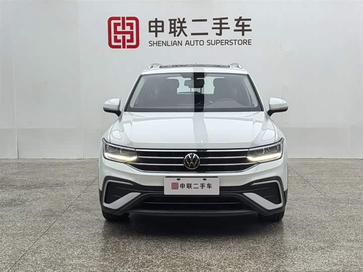 Фото 5 - Volkswagen Tiguan L Pro