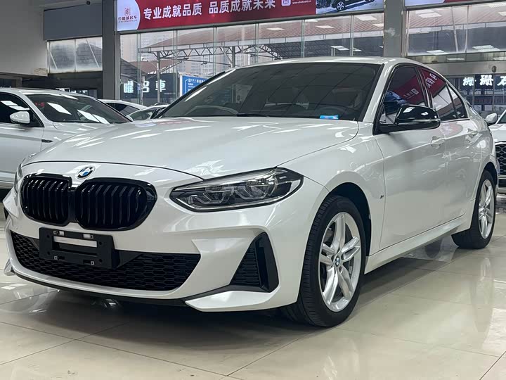 Фото 2 - BMW 1 Series