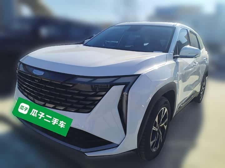 Фото 2 - Geely Atlas L