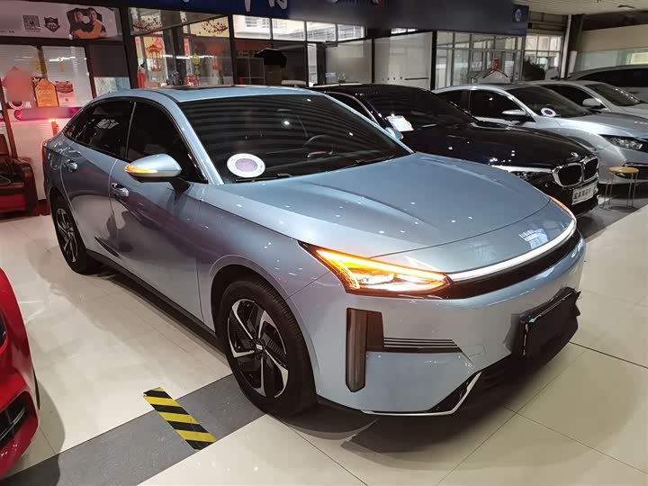 Фото 4 - Geely Galaxy L6