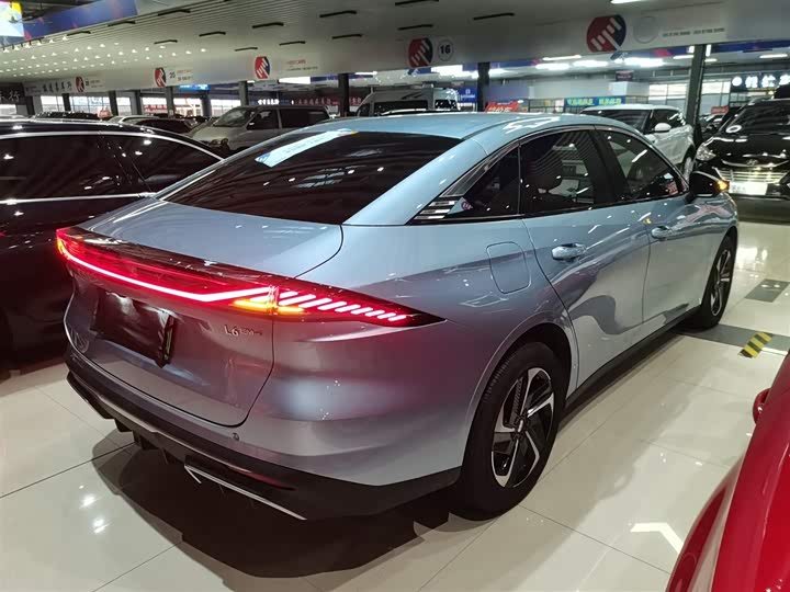 Фото 7 - Geely Galaxy L6