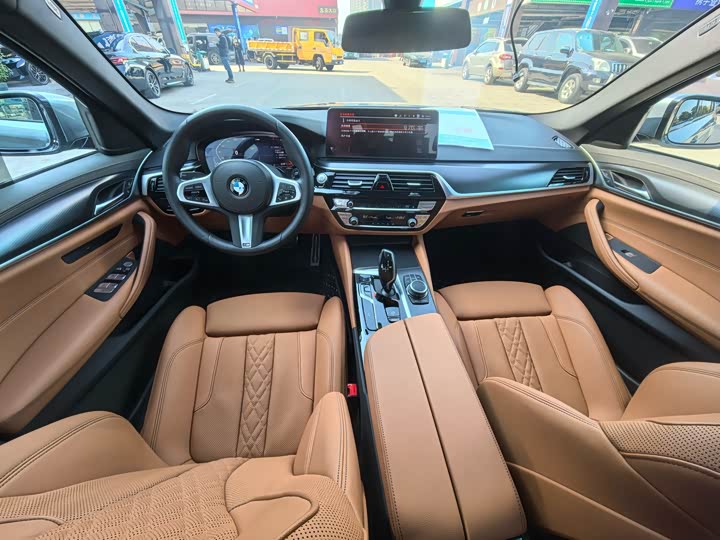 Фото 7 - BMW 5 Series