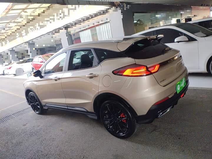 Фото 5 - Geely Emgrand GS