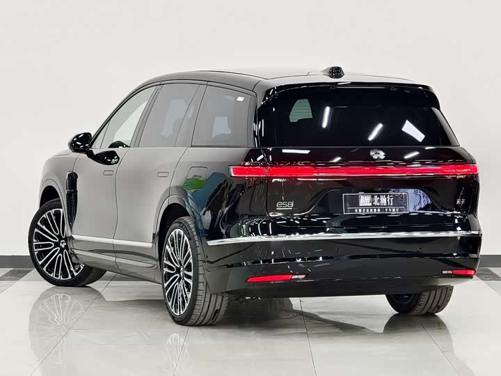 Фото 4 - Nio ES8