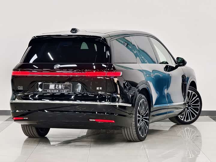 Фото 6 - Nio ES8