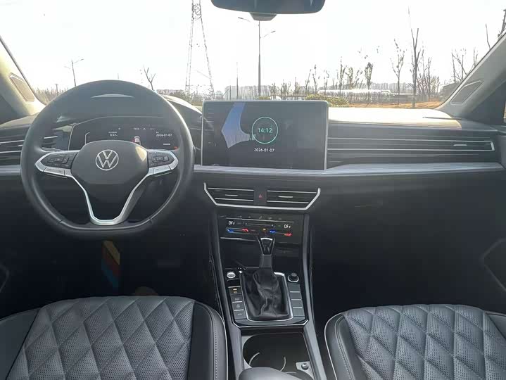 Фото 5 - Volkswagen Sagitar L