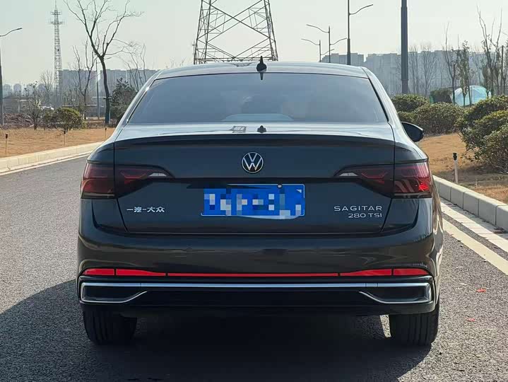 Фото 7 - Volkswagen Sagitar L