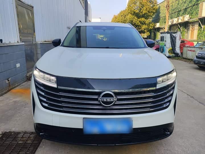 Фото 3 - Nissan Pathfinder