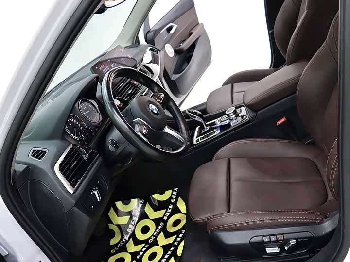 Фото 6 - BMW 1 Series