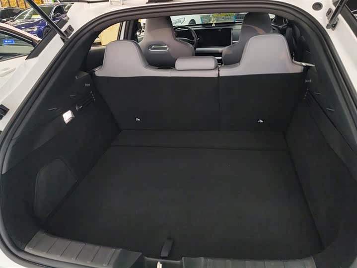 Фото 4 - Changan UNI-T