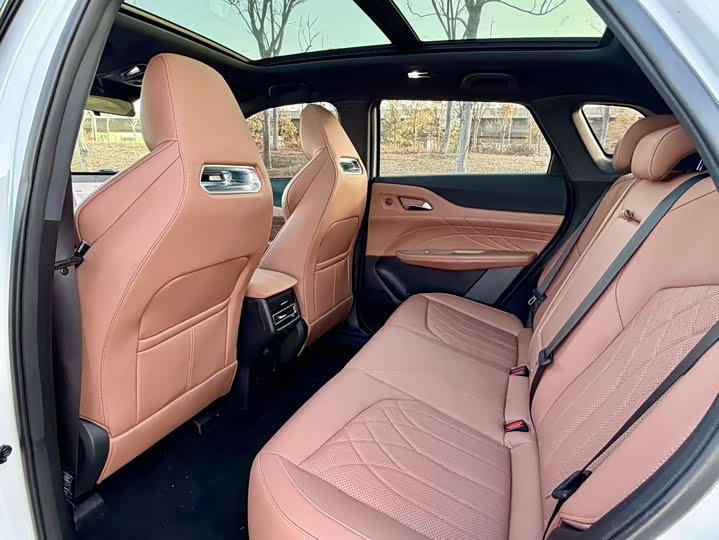 Фото 7 - Changan UNI-Z Hybrid