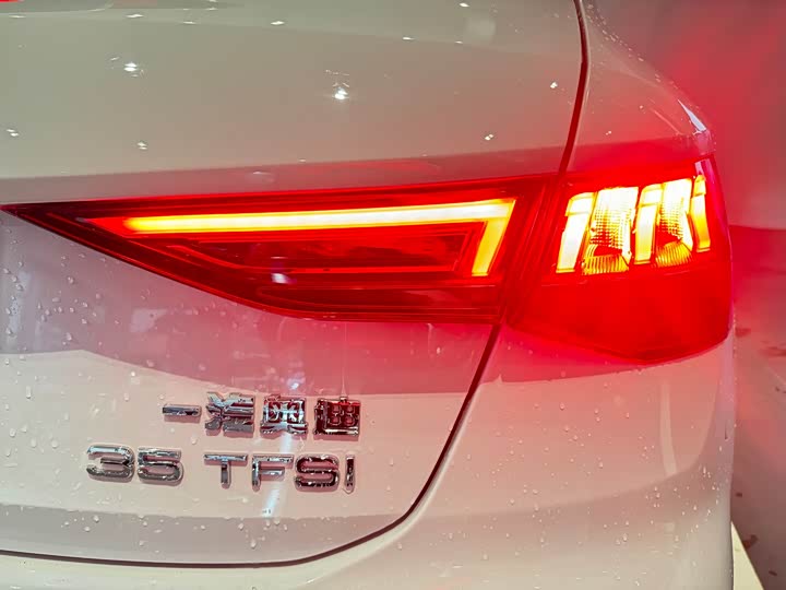 Фото 8 - Audi A3