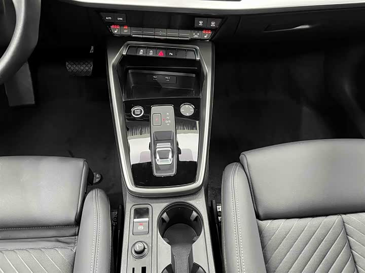 Фото 5 - Audi A3