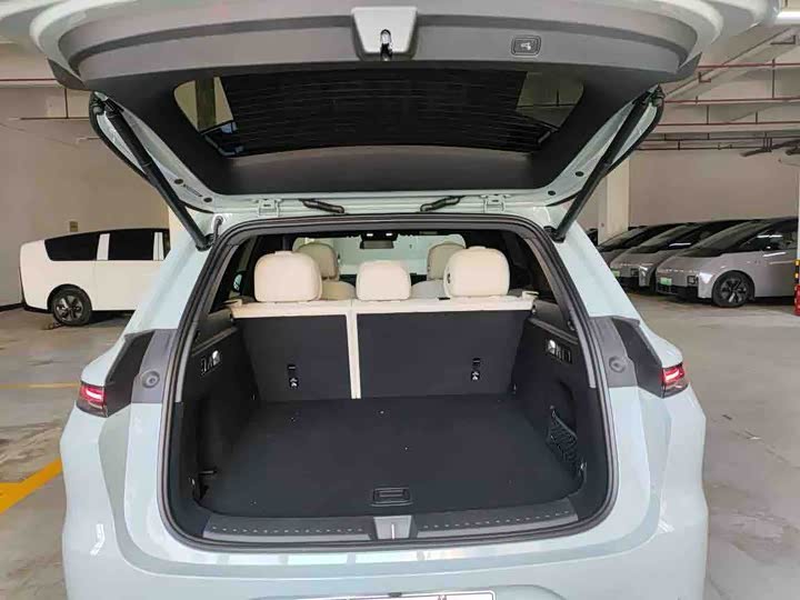 Фото 5 - LiXiang L6