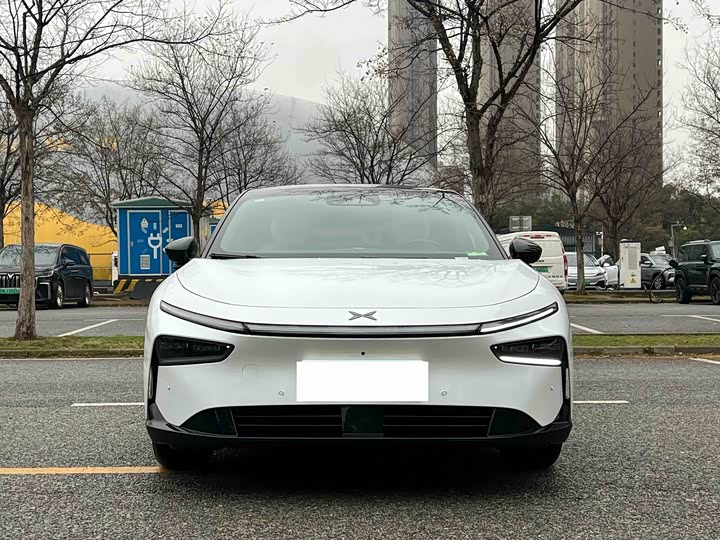 Фото 2 - XPeng F57