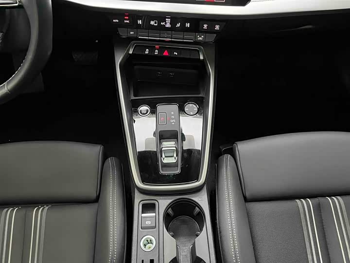 Фото 5 - Audi A3