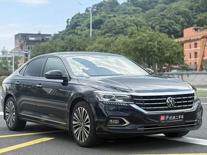 Фото 3 - Volkswagen Passat