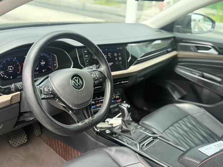 Фото 4 - Volkswagen Passat