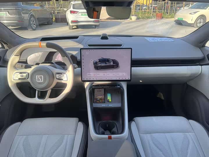 Фото 6 - Zeekr 007 GT