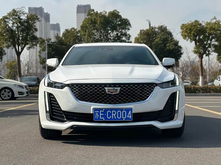 Фото 2 - Cadillac CT5