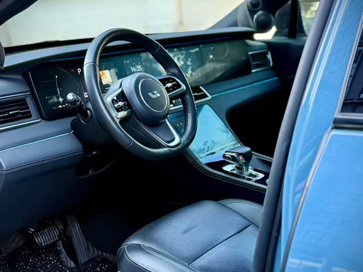 Фото 3 - LiXiang One