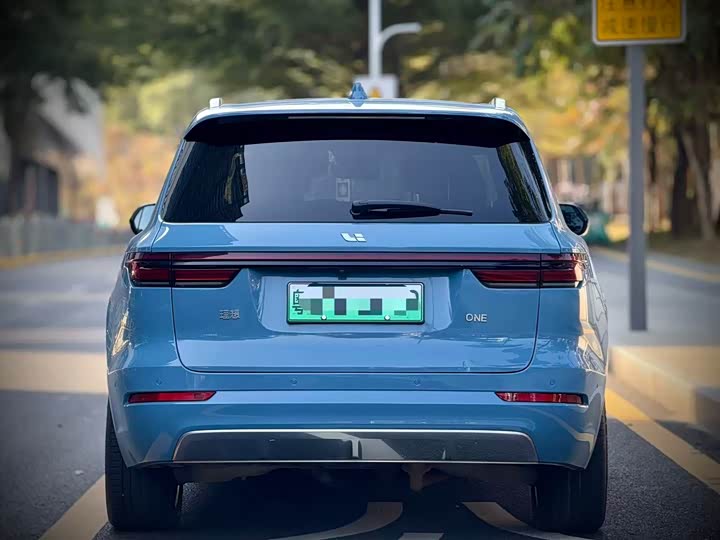 Фото 9 - LiXiang One