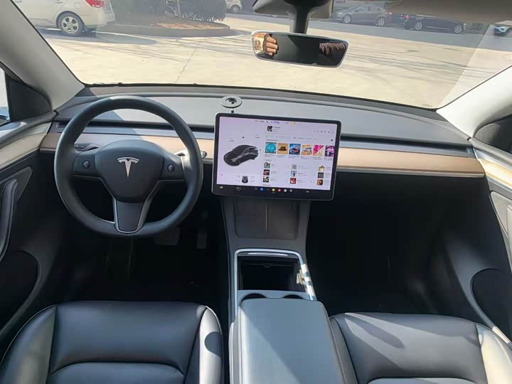 Фото 5 - Tesla Model Y