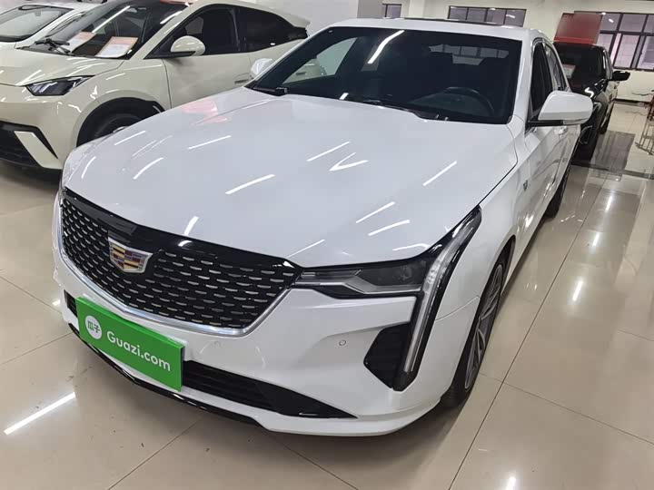 Фото 2 - Cadillac CT4