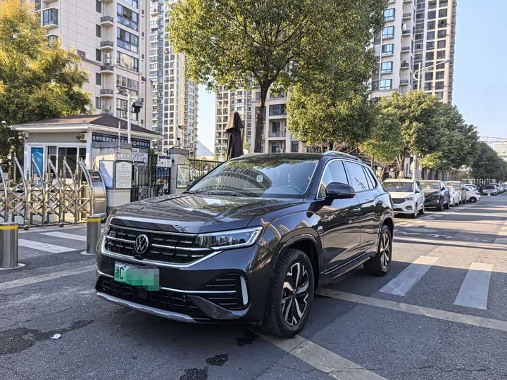 Photo 1 - Volkswagen Tayron GTE Hybrid