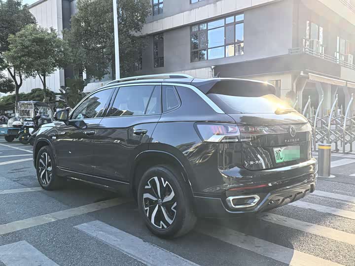 Photo 6 - Volkswagen Tayron GTE Hybrid